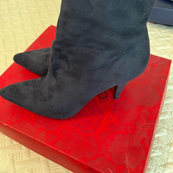 Suede blue Carlos Santana booties - Picture 3 of 6